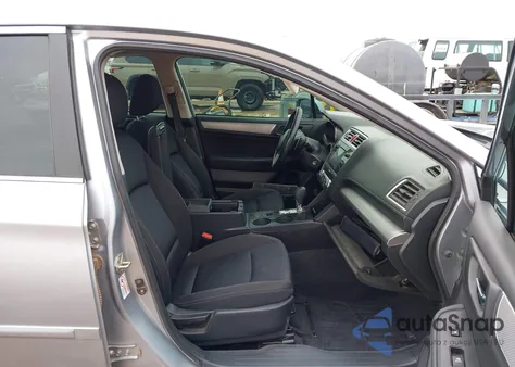 2015 Subaru Legacy 2.5I Premium z USA, uszkodzony, nr VIN 4S3BNAC62F3018510